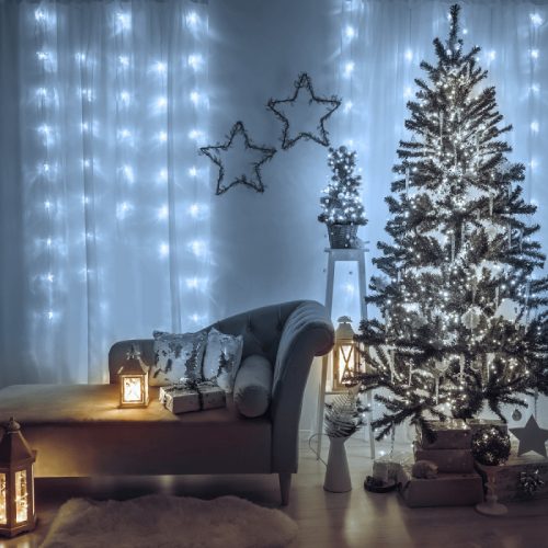 200 LED-es fényfüzér 4,2 m 8 programmal