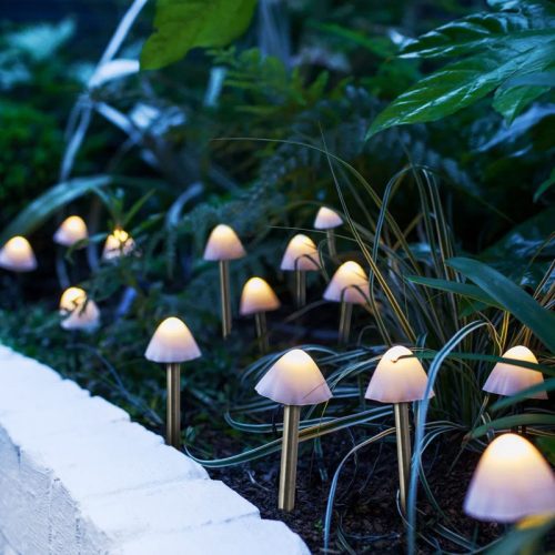 Garden of Eden LED-es szolár lámpa - 12 db mini gomba - melegfehér - 28,5 cm x 4 m