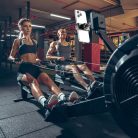 1db nagy teherbírású alumíniumötvözetből készült edzőtermi mágneses telefontartó