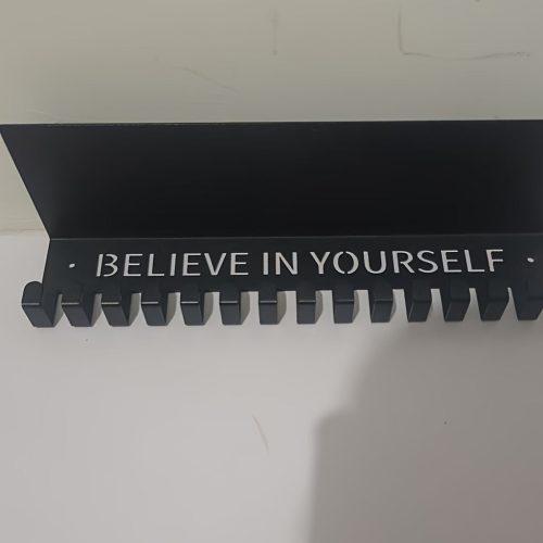 Stílusos Fém Éremtartó 30,0x6,5 cm Falra Szerelhető