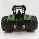 1/24 Méretarányú Vasatagkerekű Játék Traktor