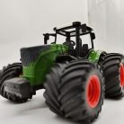 1/24 Méretarányú Vasatagkerekű Játék Traktor