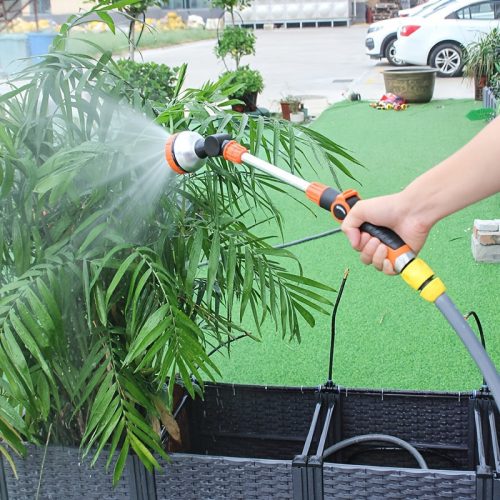 Fém kerti locsolópisztoly – 8 funkciós öntözőfej, forgatható, ergonomikus kialakítás